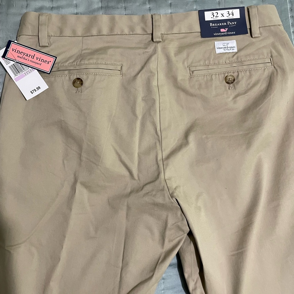Vineyard Vines Tan Chinos Classic Style. 32x34 - Picture 5 of 7